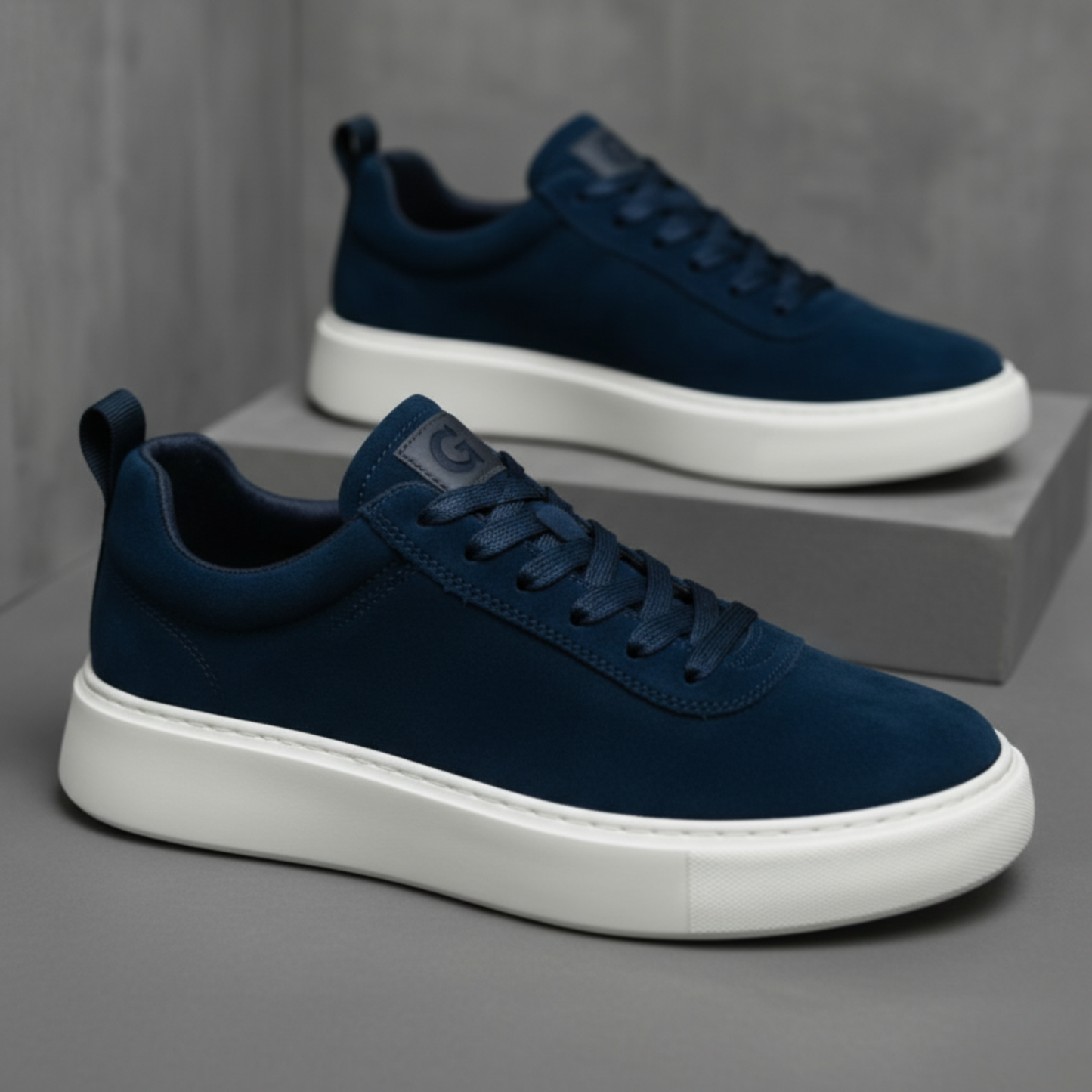 Sneakers en Daim - Tres Confortable