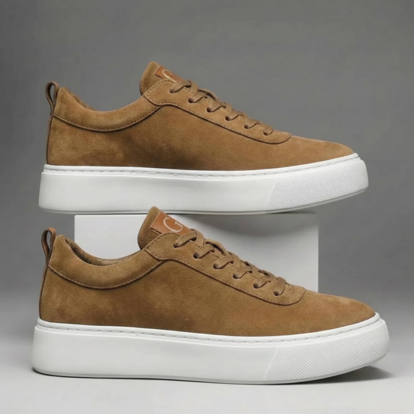 Sneakers en Daim - Tres Confortable