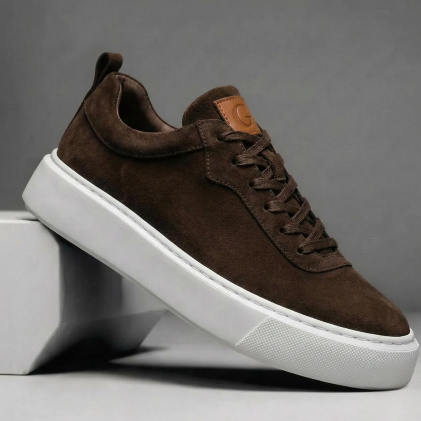 Sneakers en Daim - Tres Confortable
